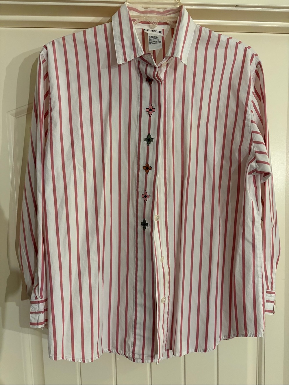 Koret White Shirt with Pink Vertical Stripes